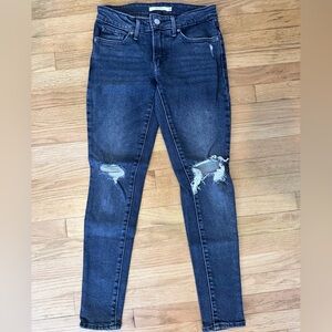 Levi's Women’s Black Distressed Skinny Jeans